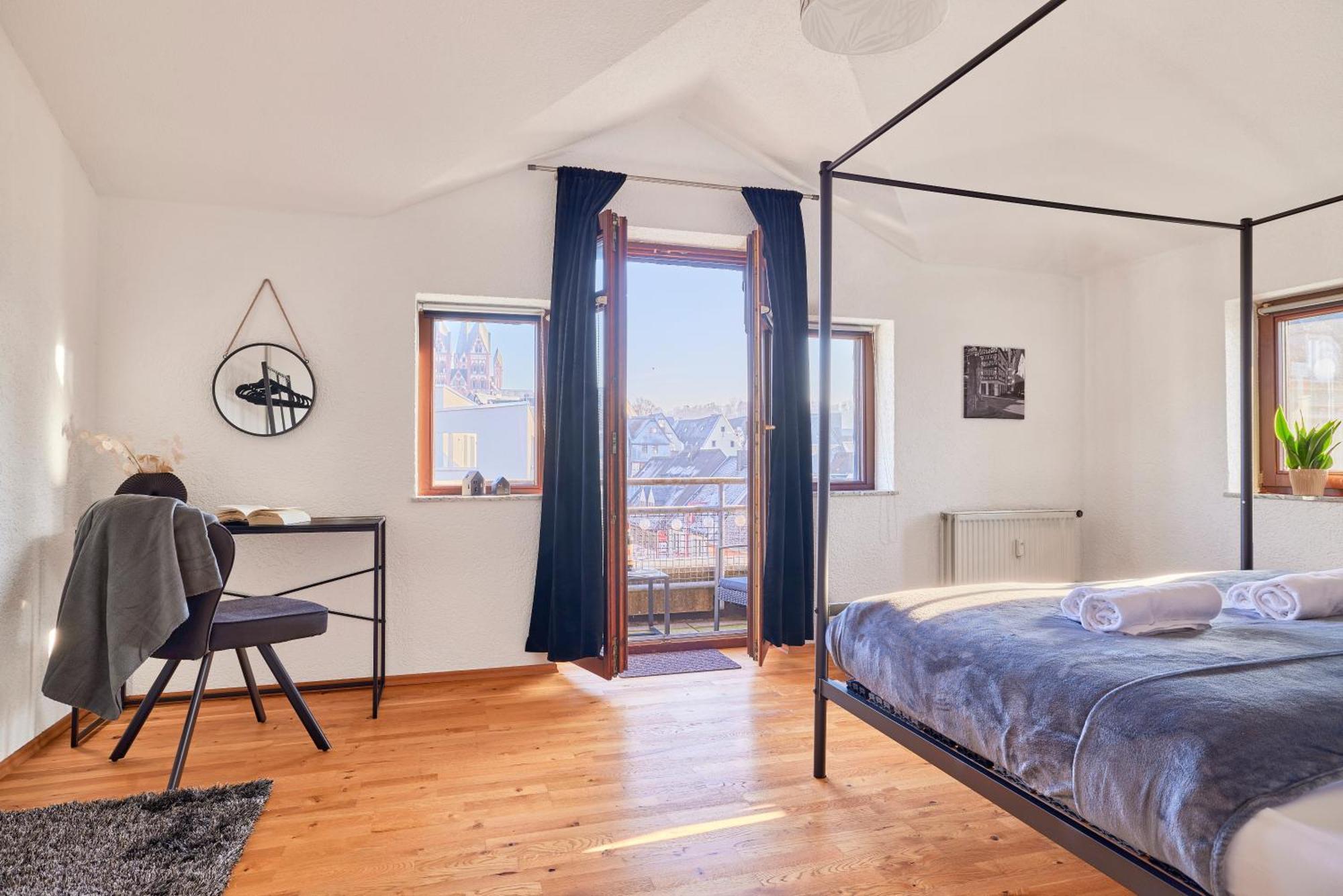 Traumferienwohnung Domblick I Parkplatz Inklusive I Zentral Gelegen I Altstadtnaehe I Netflix Limburg an der Lahn Exterior foto